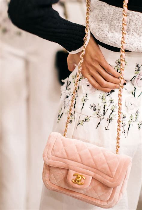 Chanel cruise 22 bag